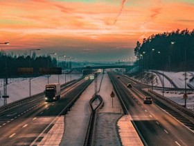 需要注意的是,小米YU7 3分钟大定突破20万台!东风日产高管吐槽米粉愚忠:公开道歉