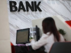 美国政府疫苗网站遭篡改,现托管AI生成的垃圾信息